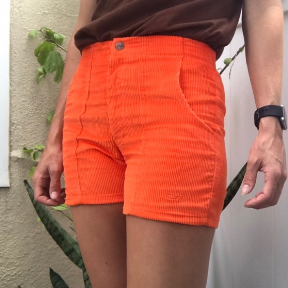 Vintage Ocean Pacific/Op Corduroy Highwaisted "Longriders" Skate Shorts, 26" - Picture 4 of 5